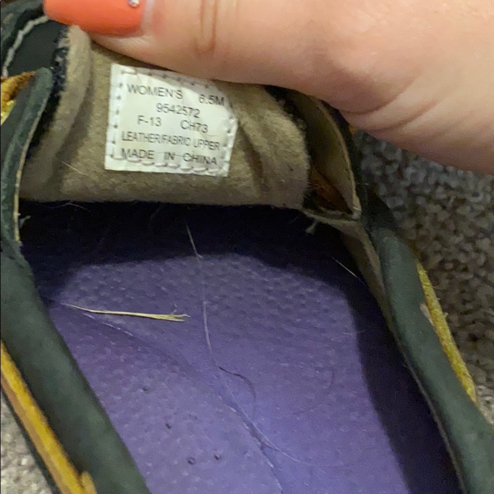 Used Sperry’s - Picture 3 of 3